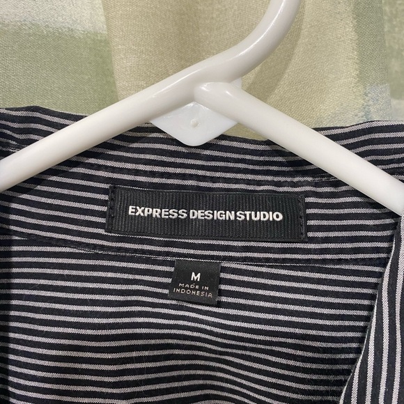 Express Design Studio women's black and gray striped dress shirt, size medium. - Picture 3 of 4